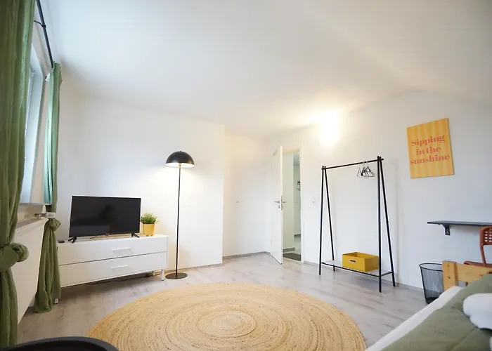 Sonnenhoehe * Reichartshausen